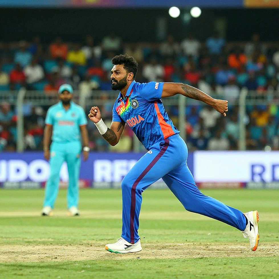 Chennai's Emptying Medical Room: Before IPL 2027, CSK's Biggest Question Is the Physio, Not the Batting Coach Chennai's Emptying Medical Room: Before IPL 2027, CSK's Biggest Question Is the Physio, Not the Batting Coach