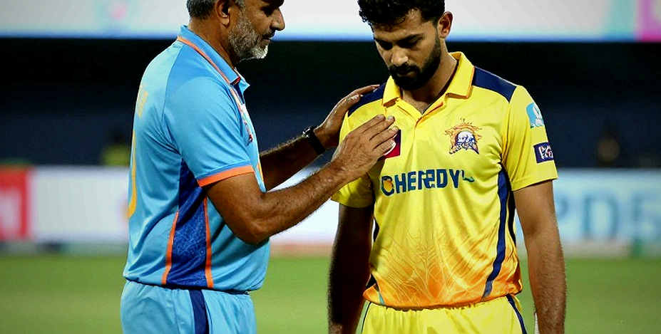 रैंकिंग का बहीखाता: राशिद खान की पकड़, शाई होप की चढ़ाई, और एक नाम जो वायर में ग़लत छपा